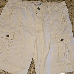 American Eagle Outfitters Cream Cargo Shorts